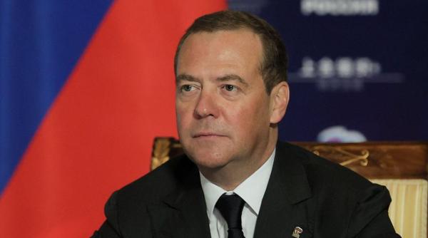 Fostul preşedinte rus Dmitri Medvedev, despre rezoluția PE privind tezaurul românesc: ”Este o obrăznicie” 
