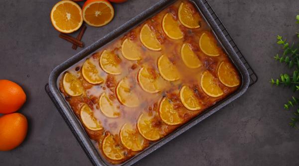 Rețeta autentică Portokalopita - un desert grecesc aromat și crocant