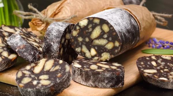 Rețetă de post. Salam de biscuiți, un desert simplu și rapid 
