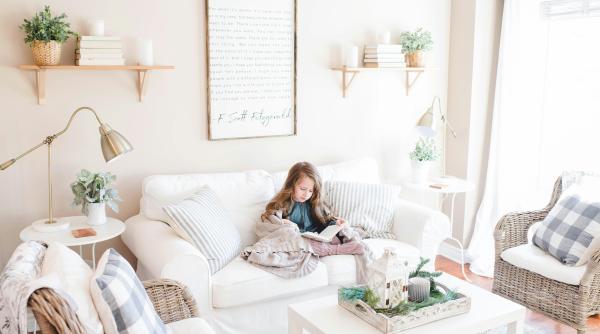 O fetiță și-a cumpărat prima casă la doar opt ani, din banii de buzunar de la părinți