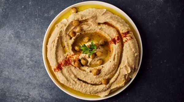 Rețetă delicioasă de humus de post cu ardei