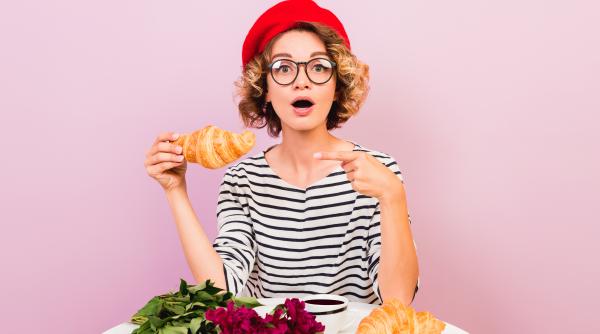 Francezii, locul 1 în lume la durata petrecută la masă. O româncă din Paris: "Aici nu se mânâncă repede. Se stă seara târziu la povești"