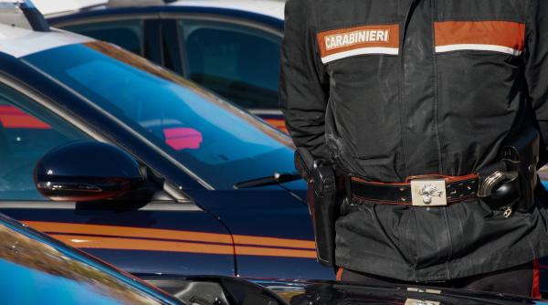 Un minor din Italia a sunat la poliție să se predea, după ce a încercat să comită un jaf. ”Nu mai vreau să trăiesc așa” 