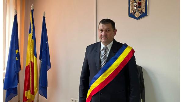 Primar PNL, găsit spânzurat 