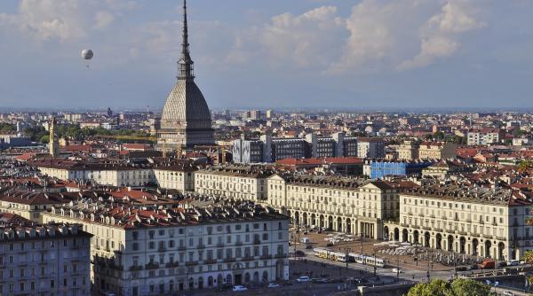 Italia interzice fumatul în spațiile publice, dacă ești prea aproape de altă persoană 