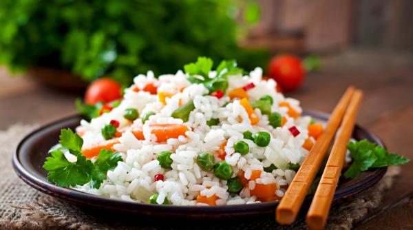 Orez cu legume - o rețetă simplă, dar extrem de delicioasă