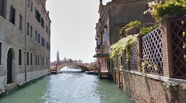 Totul despre taxa de vizitare introdusă de primăria din Veneția: cum funcționează, cine plătește, cât costă