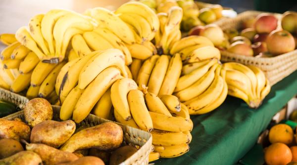 Banane cu stupefiante în magazinele din Germania. Un mare lanț de supermarketuri este cercetat