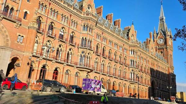 Fața nevăzută a Londrei: cuțitari, hoți, poliție depășită de situație. O româncă spune cum să te ferești: "Respect regula cu sfințenie" - VIDEO