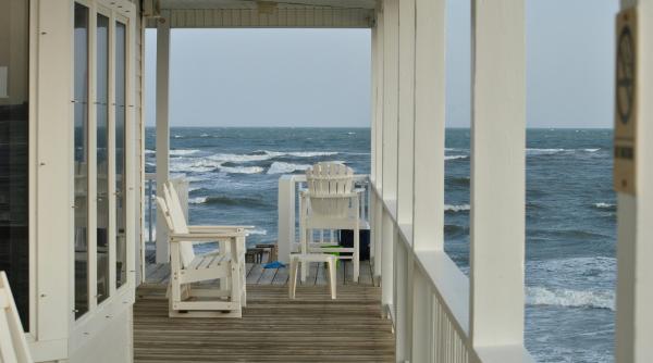 Româncă, găsită fără viață în casa de pe malul mării în Italia. Femeia a decedat înainte de Paște