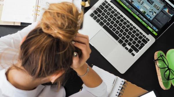 Tânără italiancă, disperată să își găsească un job. Giulia: „Am două facultăți și niciun loc de muncă”