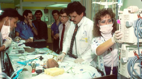 O echipă de medici din Genova a reușit să reconstruiască inima unei fetițe de un an 