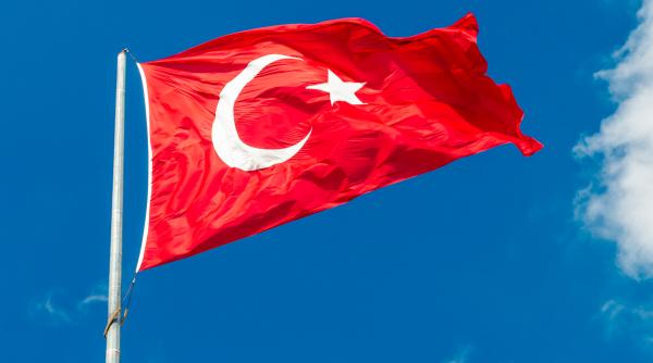 Românii vor putea călători în Turcia doar cu buletinul. Președintele Erdogan a semnat decretul