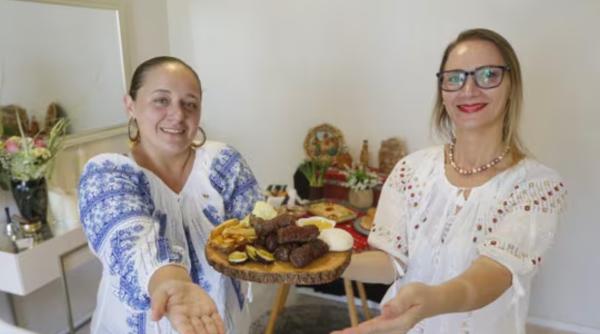 Micii românești au ajuns tocmai în Peru. Două românce stabilite aici au o afacere numită "Manos Rumanas"