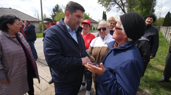 Bogdan Cojocaru, candidat PSD la CJ Iași, și Roxana Mînzatu, candidat la europarlamentare, la DC Votez