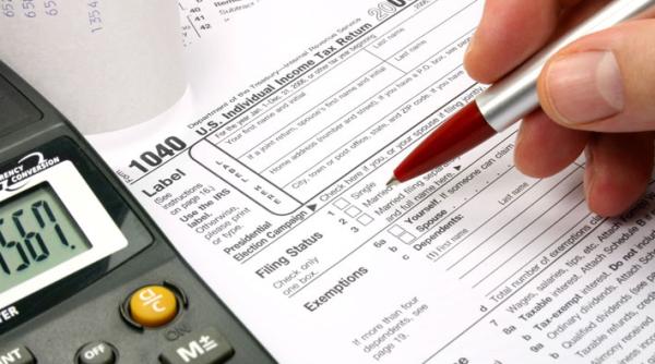 Partidul Popular din Spania cere guvernului să îi scutească de taxe pe tinerii până în 34 de ani