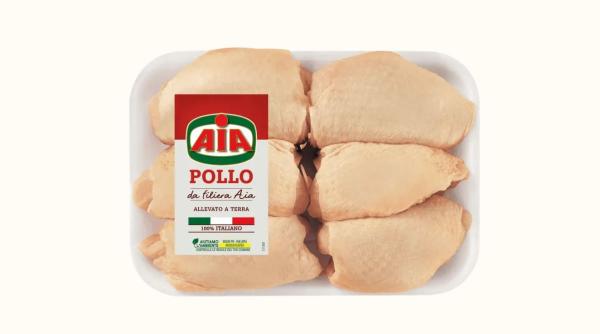 Mai multe supermarketuri din Italia recheamă câteva produse din pui din cauza riscului de contaminare