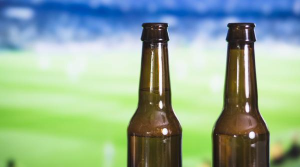 Nemții, supărați foc că vor avea un singur tip de bere pe stadioane în timpul EURO 2024. ”Berea aia e mai mult sifon” 