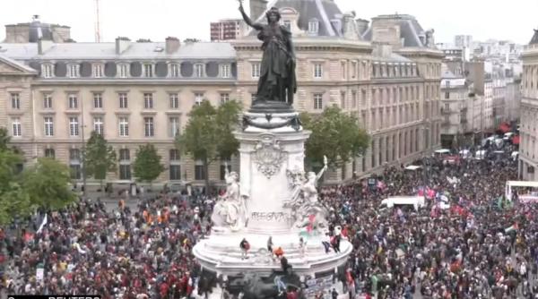 Manifestații anti extrema dreaptă: Francezii nemulțumiți de rezultatele alegerilor au ieșit în stradă / VIDEO