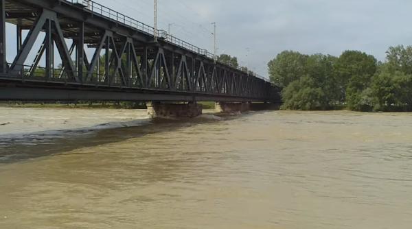 Băiețel de 10 ani dispărut în apele Siretului: Familia speră la un miracol