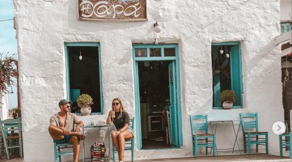 Doi influenceri au prezentat patru insule din Grecia, care nu trebuie ratate și una de evitat