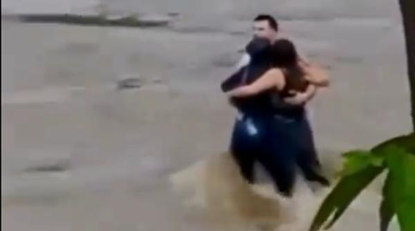 Gest emoționant în cinstea celor trei români care s-au înecat în râul Natisone: Iată omagiul primarului din Premariacco 