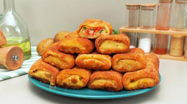 Clătite cu piept de pui și legume - un preparat delicios și rapid de gătit!