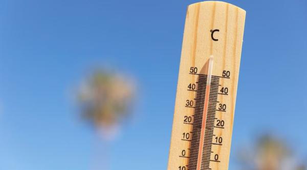 Cod portocaliu de caniculă în aproape toată ţara, temperaturile ajung şi la 40 de grade