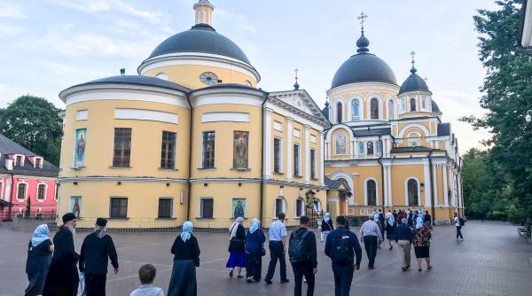 Facultate de Teologie Ortodoxă la Roma. Marius-Ștefan Ciulu: "Se formează viitorii preoți din diaspora, care au crescut în străinătate" 