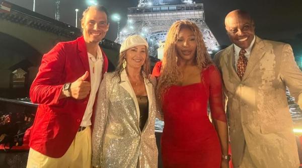 Nadia Comăneci a purtat flacăra olimpică la ceremonia de deschidere a Jocurilor Olimpice 