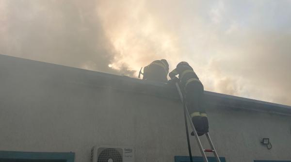 Incendiu devastator la un azil de bătrâni din Tulcea: Planul Roșu de Intervenție a fost activat