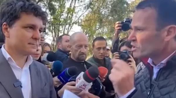 Nicușor Dan l-a amendat pe Robert Negoiță pentru o lucrare din centrul orașului 