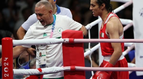Pugilista algeriană Imane Khelif a depus plângere pentru hărţuire cibernetică