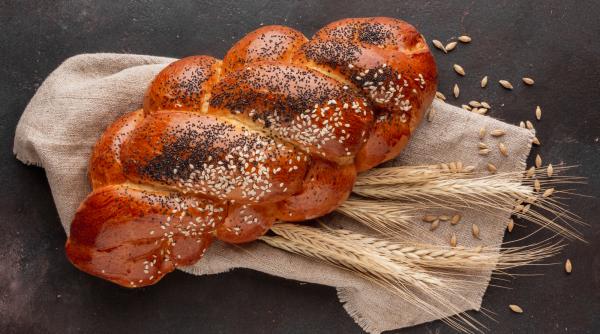 Cultul pâinii și al celorlalte modele din aluat. Tradiții românești