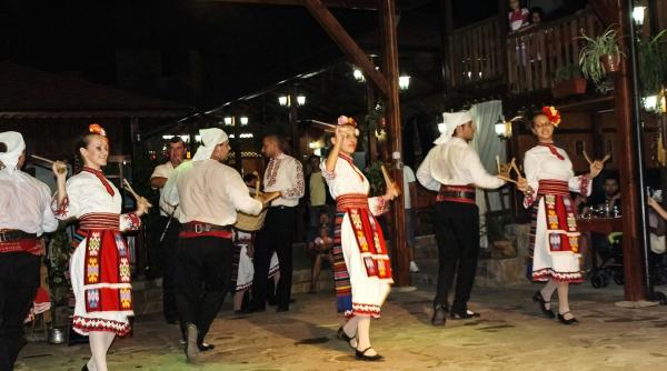 După ce pleacă în străinătate, românii nu mai păstrează neapărat tradițiile de acasă 