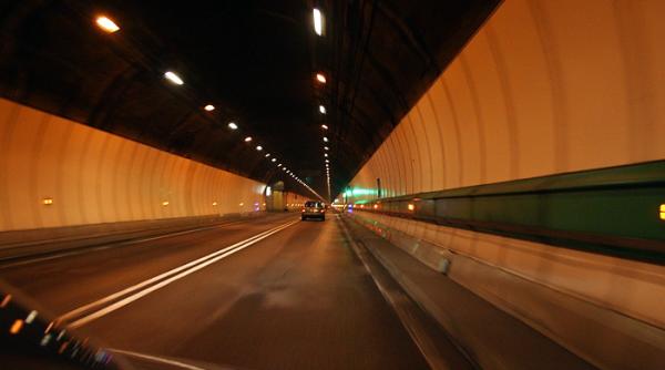 Tunelul Mont Blanc se închide până la 16 decembrie: Rute alternative spre Franța