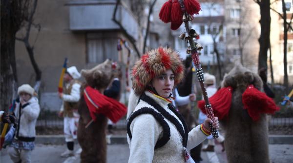 Dacă ați locui în diaspora, ați merge la colindat la prieteni și apropiați de Crăciun? - rezultat sondaj