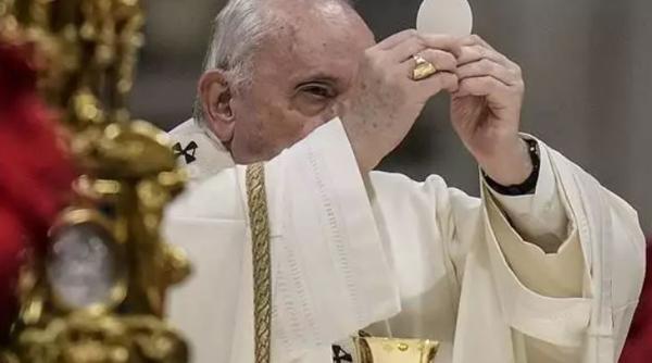 Atac plănuit asupra Papei Francisc în Indonezia: Șapte suspecți arestați, arme și materiale de propagandă confiscate