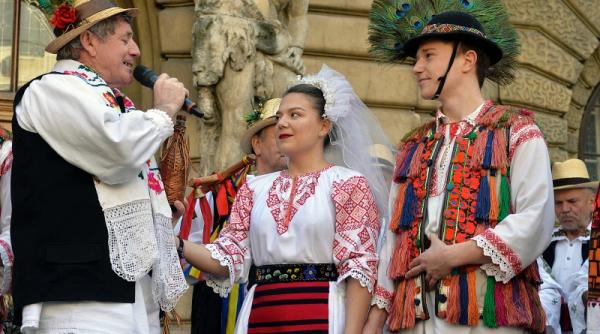 Aflați în diaspora, ați vrea să existe un centru cultural românesc unde să mergeți la evenimente? - rezultat sondaj