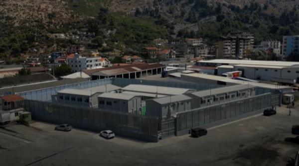 Taberele pentru migranți din Albania, administrate de italieni, se deschid în octombrie