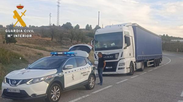 Un șofer român de TIR a creat haos pe străzile din Spania. A fost prins cu o alcoolemie de opt ori mai mare decât limita legală 