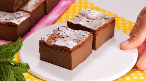 Rețetă rapidă și simplă: Prăjitură deșteaptă, perfectă pentru orice ocazie