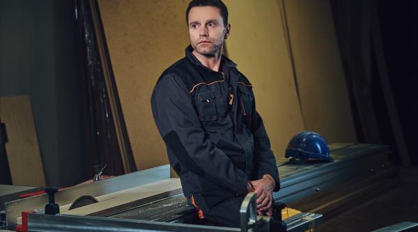 Un român din Italia, crezut angajat de încredere, fura din propria firmă. Patronului nu i-a venit să creadă