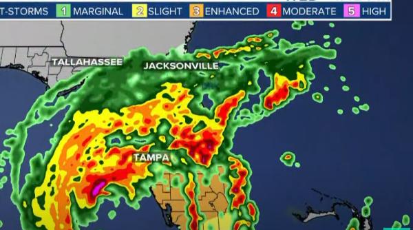 Uraganul Milton a atins categoria 5 și lovește statul american Florida. MAE, atenționare de călătorie