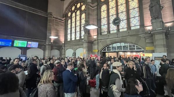 Explozie într-un tren plin de europarlamentari: Printre pasageri se aflau și români