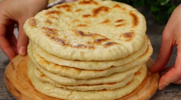 Turte pe plită ca la mama acasă - Iată cea mai simplă rețetă