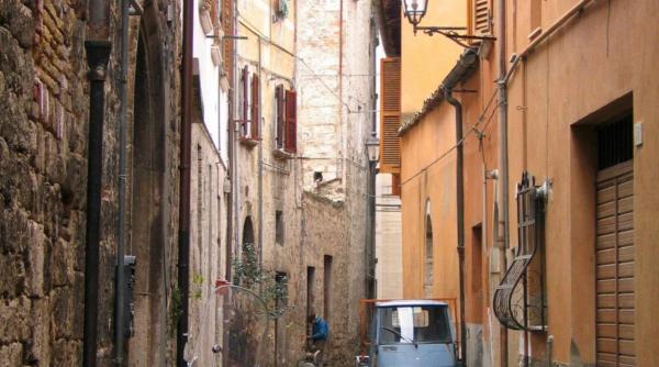 Mărturisiri despre românii din Italia chiar de la preotul Iarca din Pescara: Exemplul fetiței de opt ani, speriată că vine în România. ”Mi s-a părut atât de minunat”