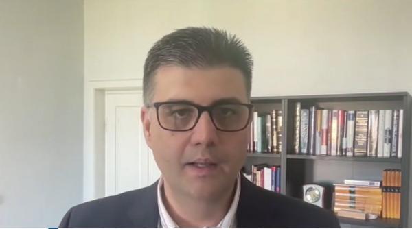 Se mai întorc sau nu românii din diaspora? Profesor universitar: "Cred că 90% vor rămâne acolo" - VIDEO