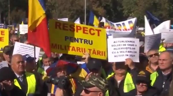 Proteste masive în Piața Victoriei împotriva reformei pensiilor: Pensionarii și angajații cer revizuirea legii