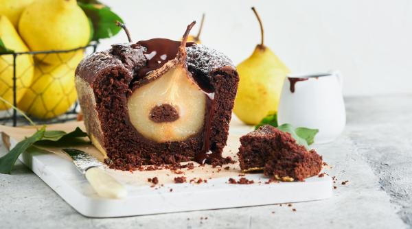 Chec cu ciocolată și pere - Un desert delicat, perfect pentru ocazii speciale